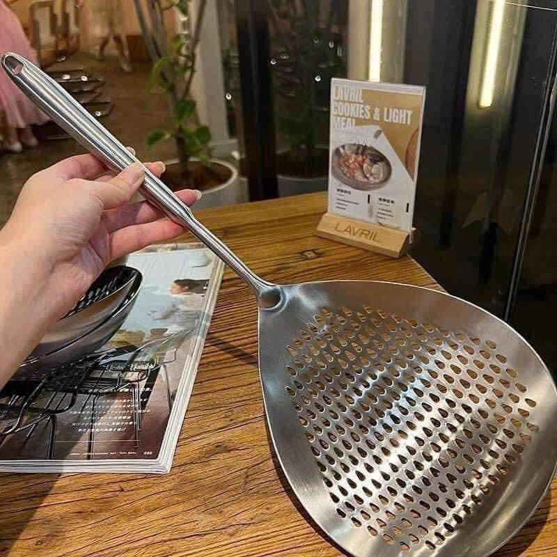 Muôi thủng inox 304 (loại to 41cm)