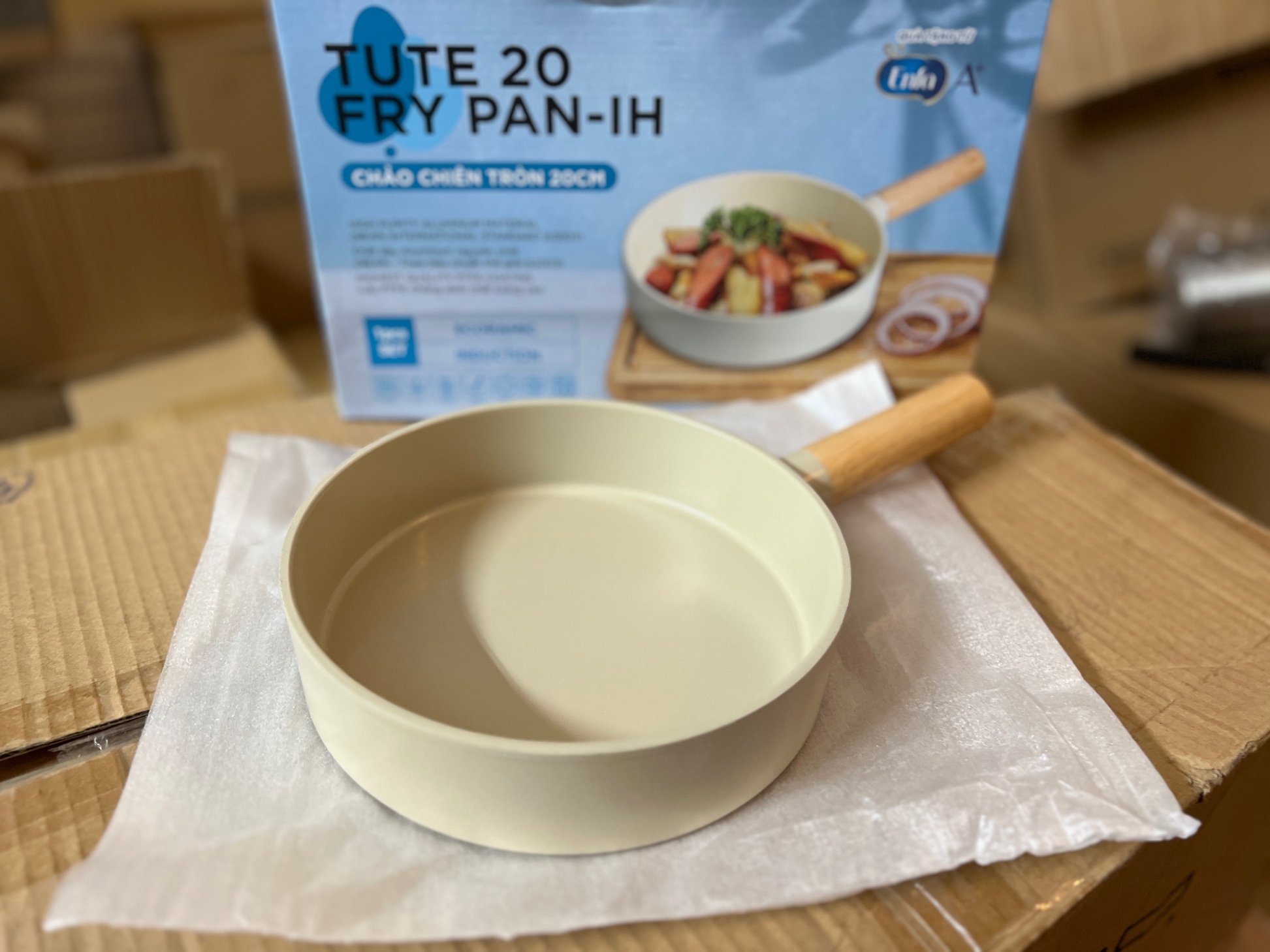 Chảo chống dính thành cao Tute 20cm