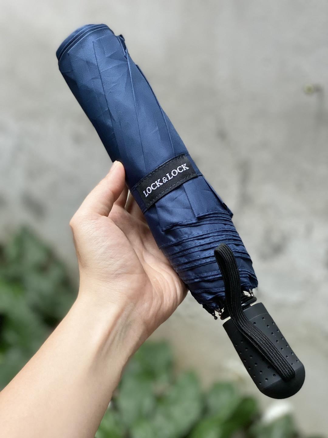 Ô gấp gọn tự động Lock&Lock màu xanh navy