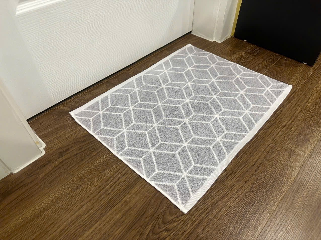 Thảm lau chân xuất Nhật 45 x 65cm - Ghi