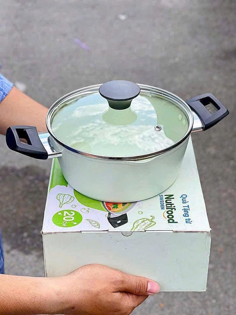 Nồi nhôm đúc Green cook 20cm có vòi rót