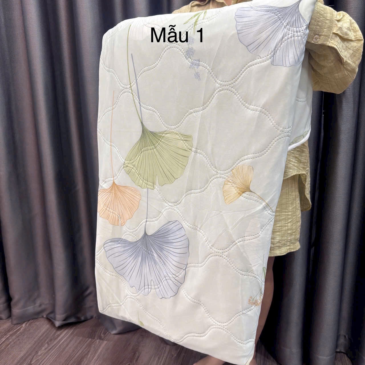Chăn thun lạnh may trần 2m x 2.3m - Mẫu 1 (dẻ quạt)