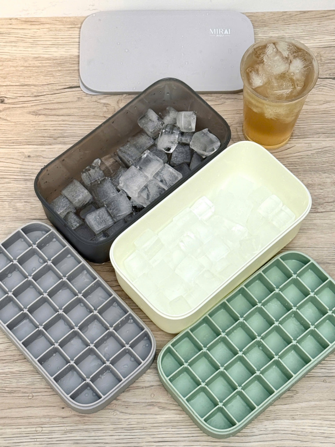 Set khay đá 2 tầng silicon Mirai