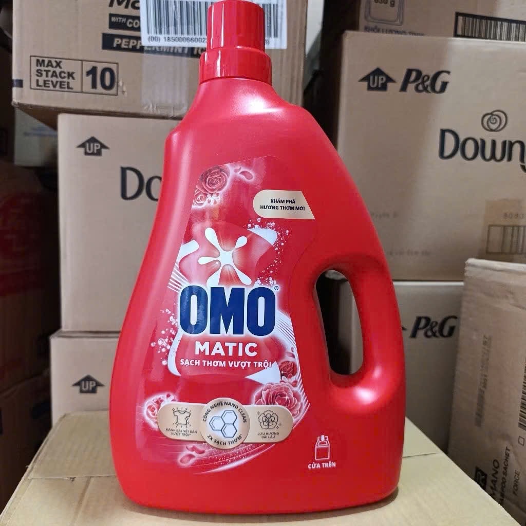 Nước giặt OMO cho máy giặt cửa trên chai đỏ 2.7kg