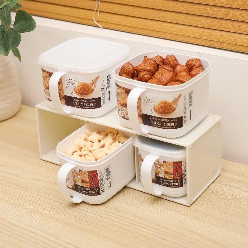 Hộp nhựa nắp dẻo 1400ml có tay cầm Nakaya Nhật