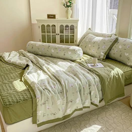 Bộ cotton đũi 5 món mẫu ga xanh cốm, chăn hoạ tiết hình cừu