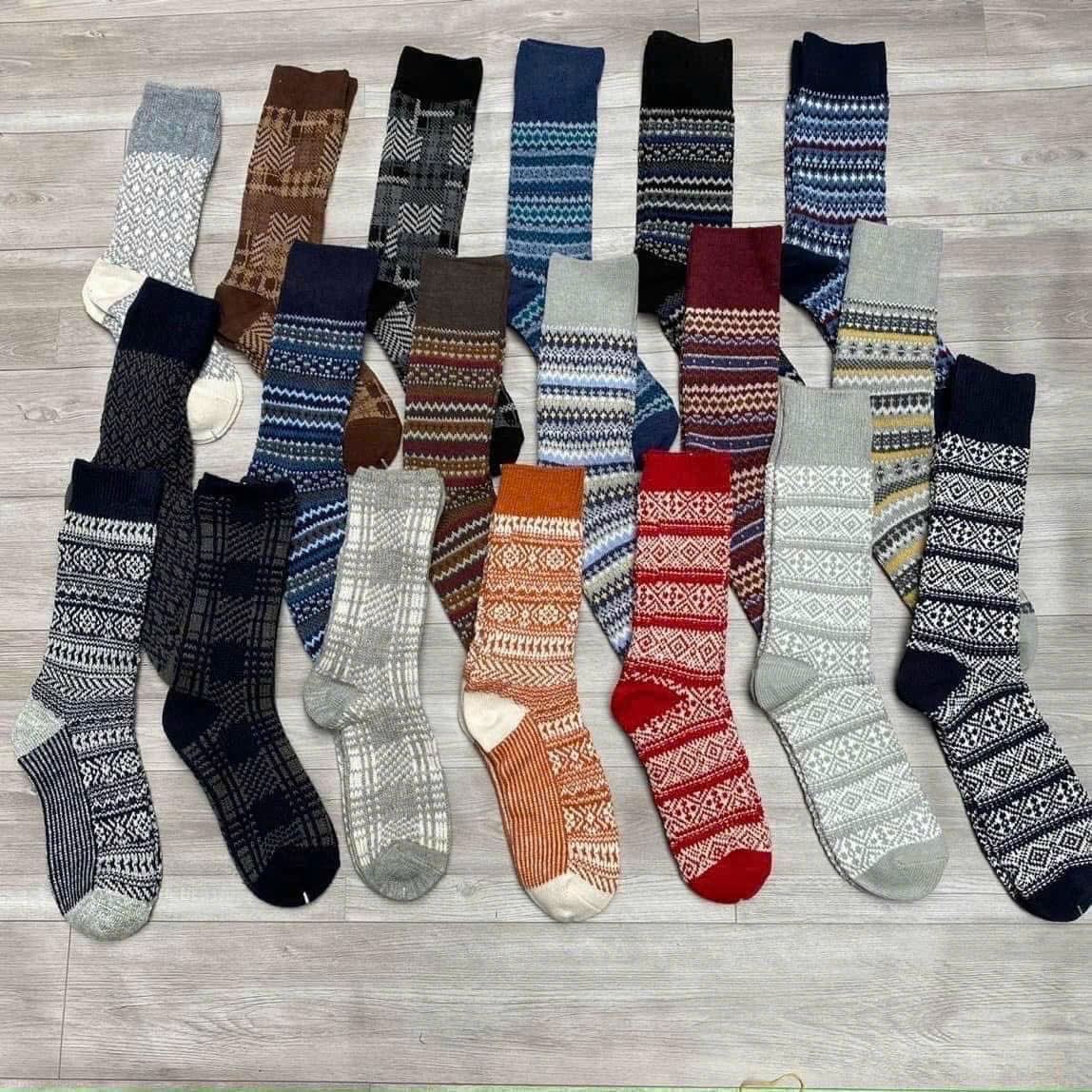 Set 5 đôi tất Heatech mẫu thổ cẩm Uniqlo cổ dài