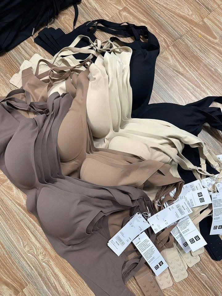 Combo: 02 Áo ngực siêu co giãn Uniqlo H-Tech