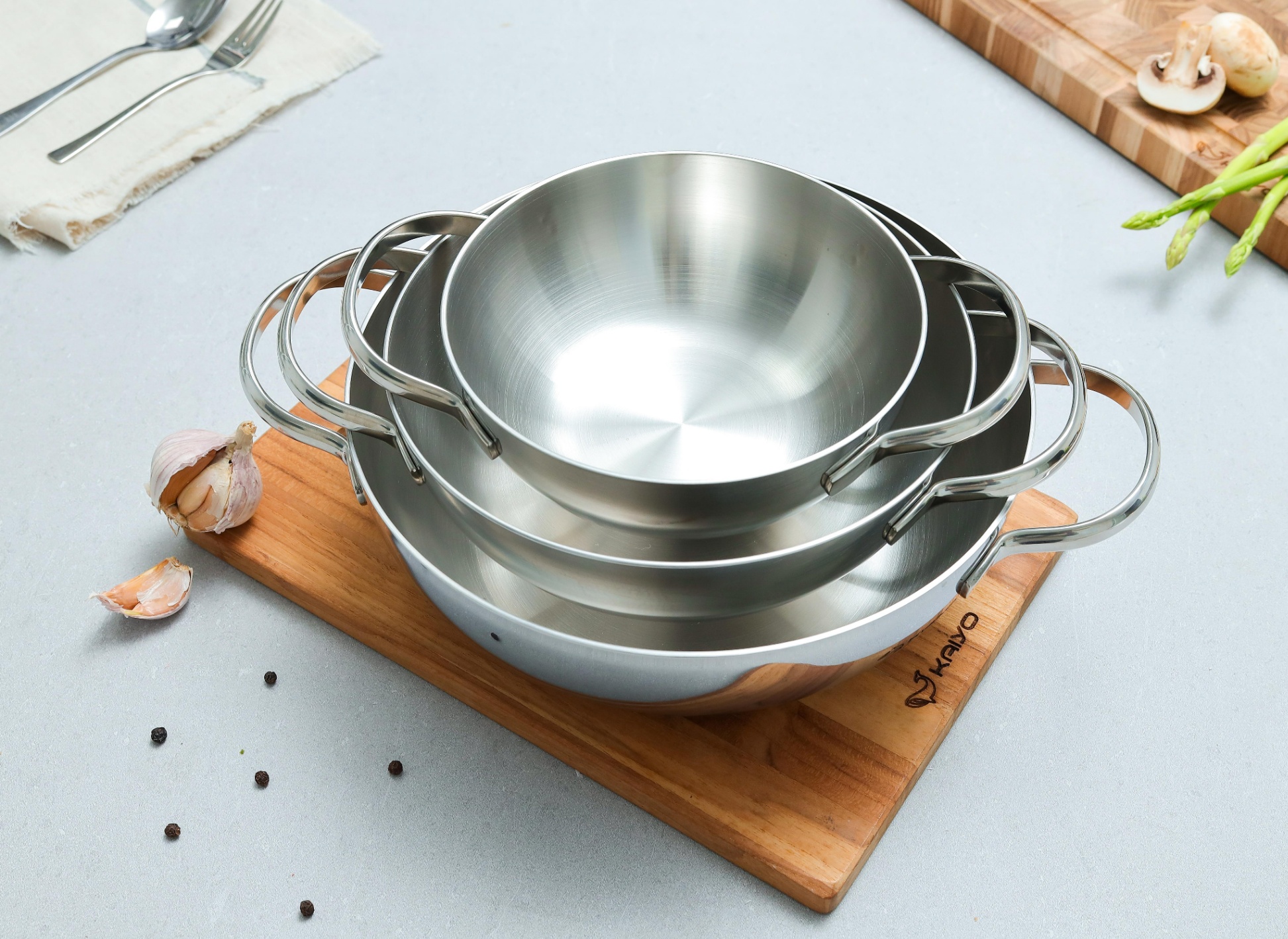 Chảo inox sâu lòng nguyên khối Classic Pro Kaiyo - size 24cm (hai tay cầm) (KIW-6889)