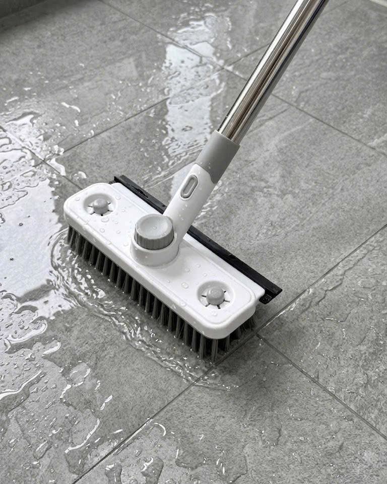 Combo: 02 Chổi cước quét sàn, ban công.. đầu xoay 360 độ kèm gạt nước Mirai