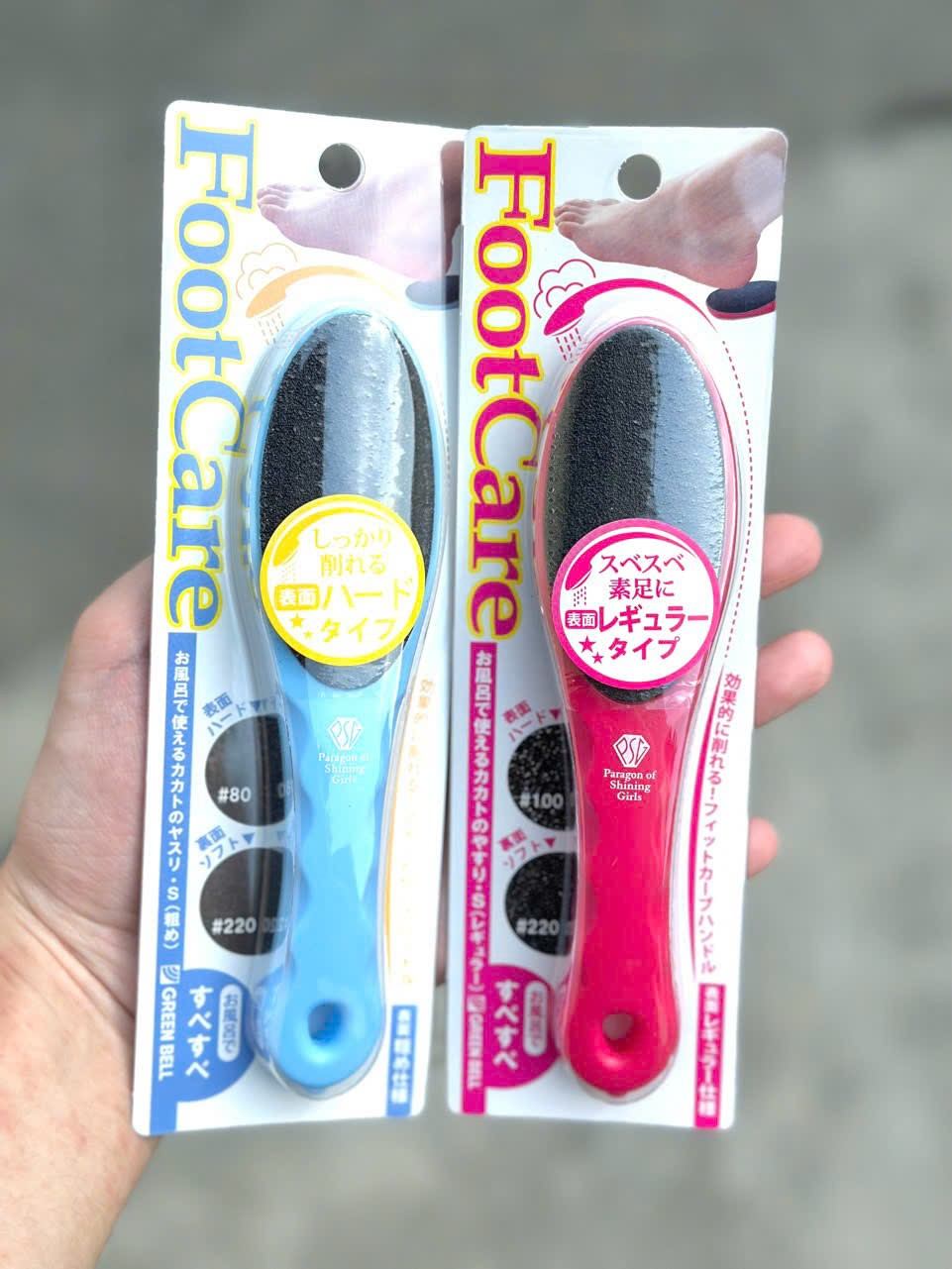 Dụng cụ chà gót chân 2 mặt cao cấp Green Bell