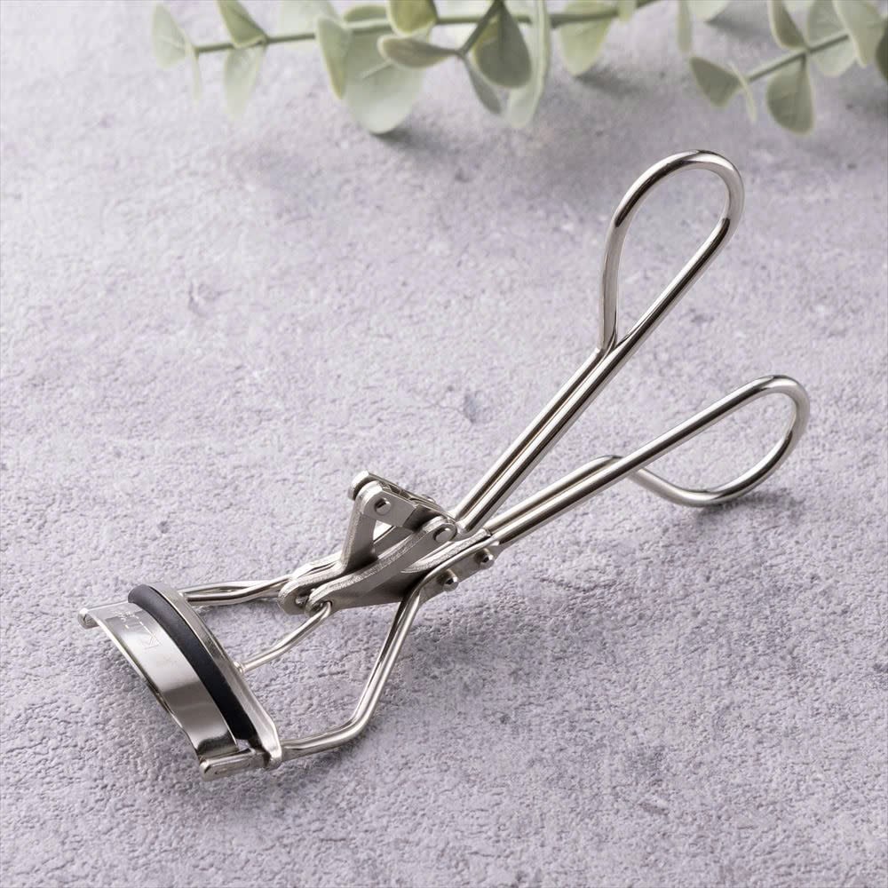 Dụng cụ uốn mi cong KAI Nhật Bản
