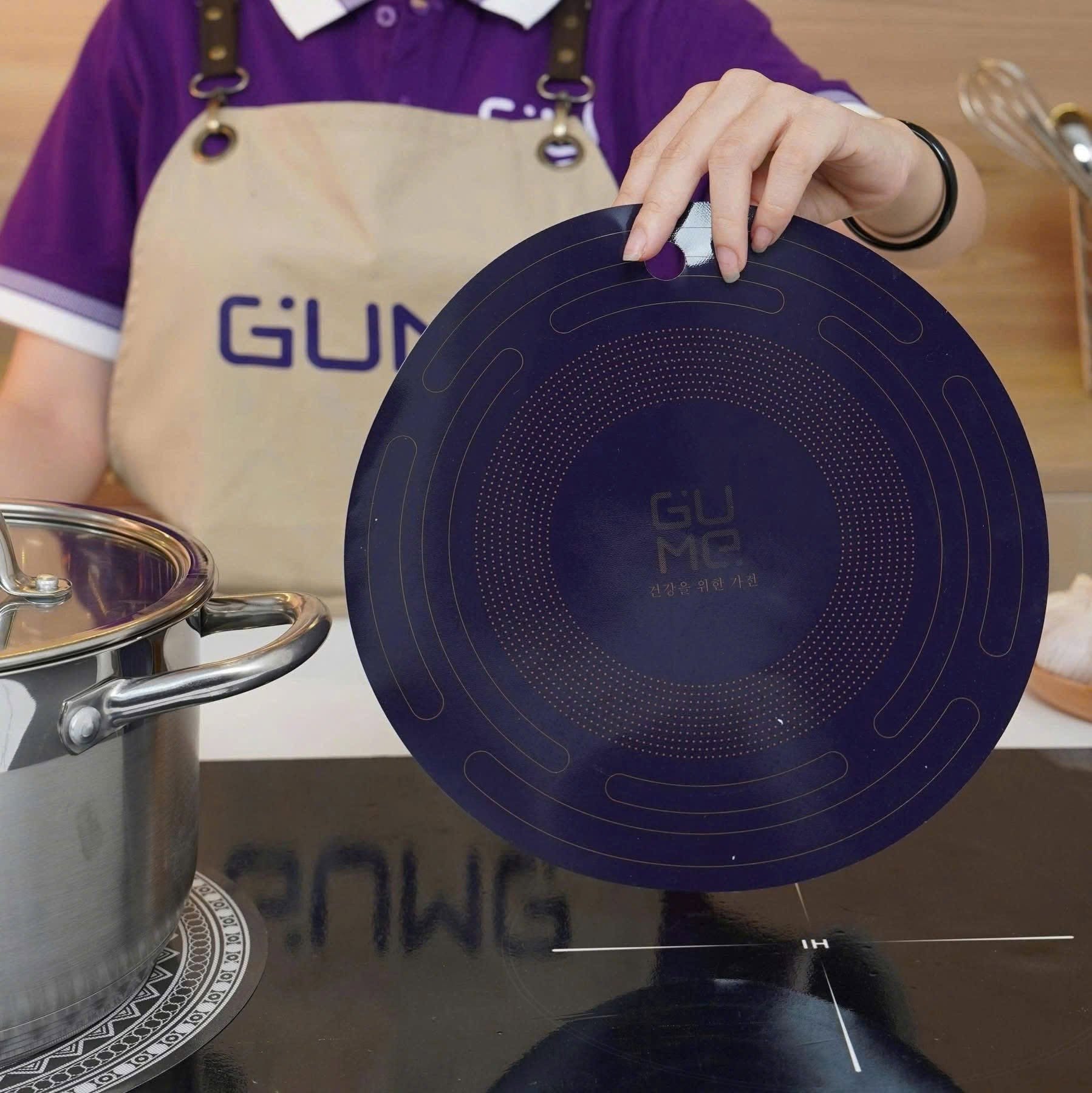 Miếng lót bếp từ silicon Gume GM-0118Z (mẫu tròn - xanh than)