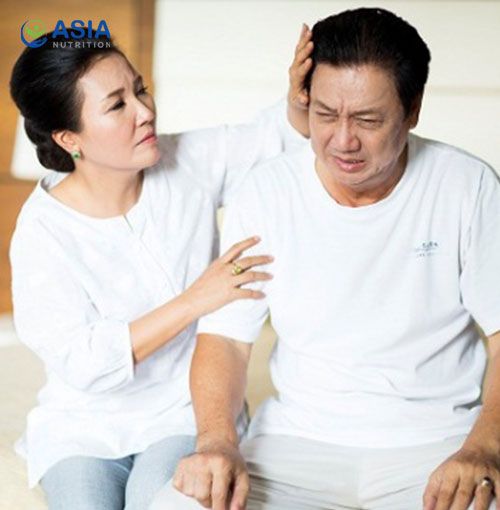 Người già bị mất ngủ phải làm sao? Các bài thuốc thảo dược điều trị