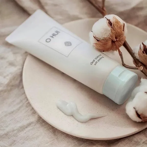 Gel Tẩy Tế Bào Chết Ohui Clear Science Soft Peeling 100ml