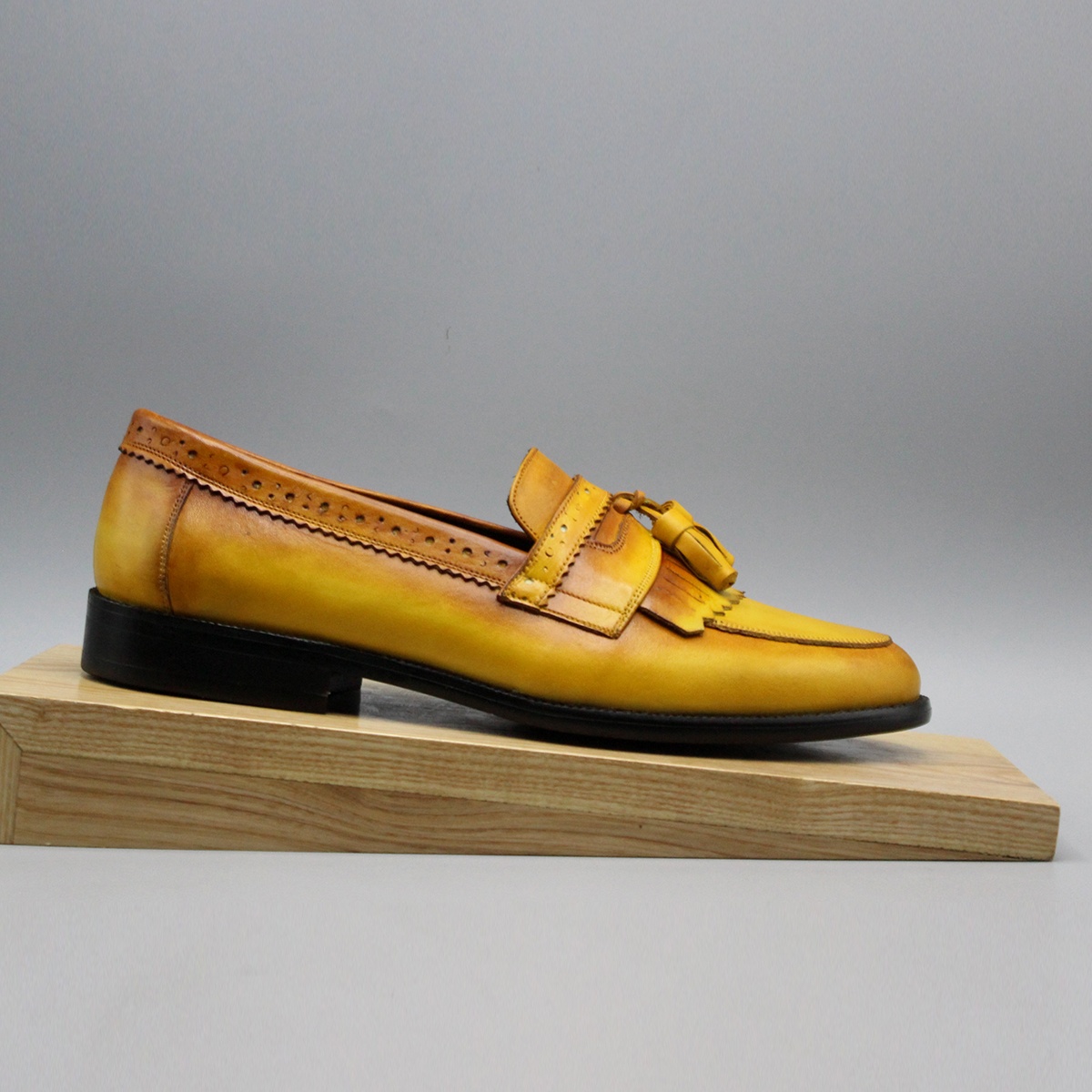 Patina Kiltie Loafer 005