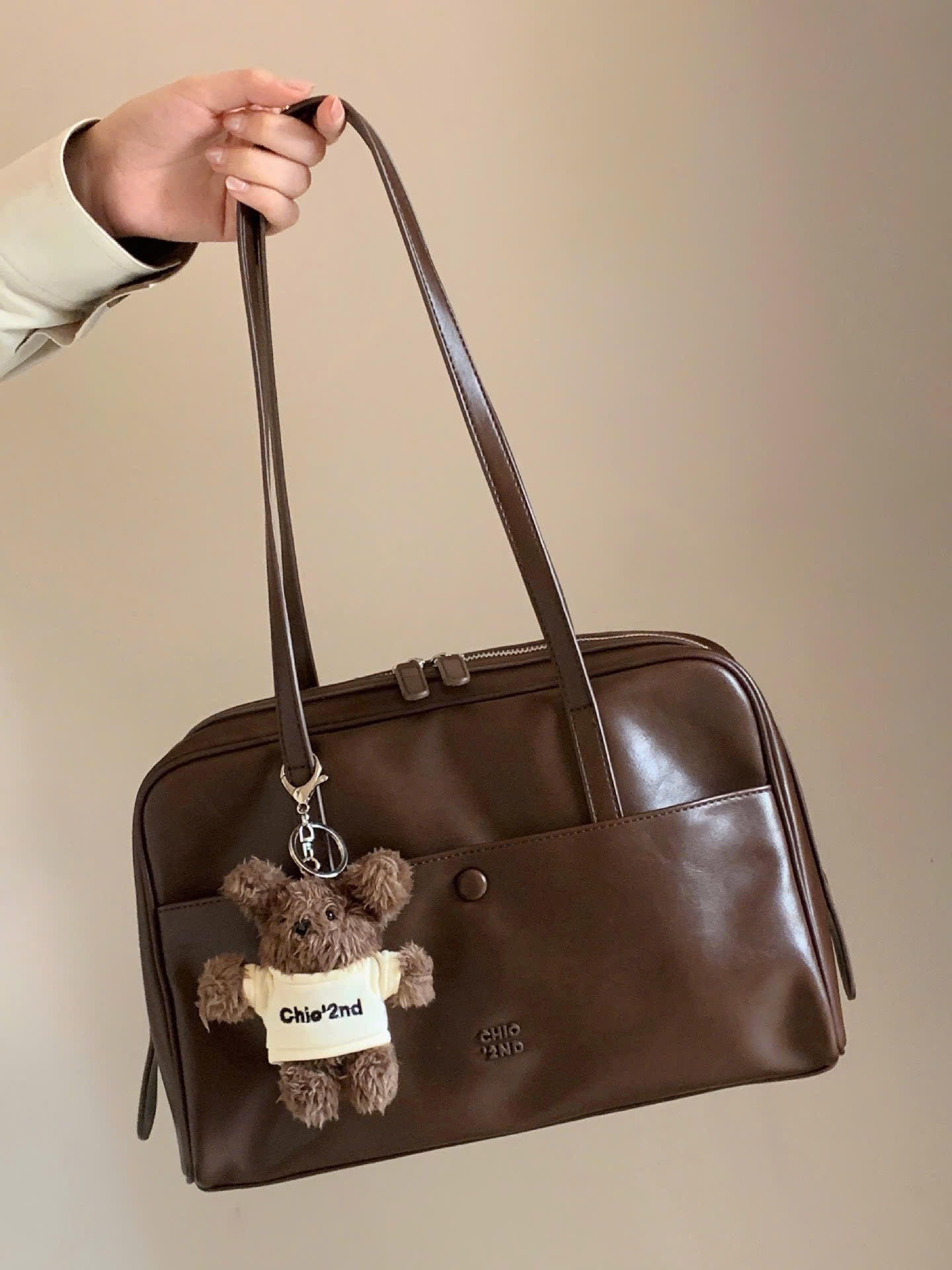 TÚI XÁCH CHIO NÂU DÁNG HỘP SIZE 32 - A174