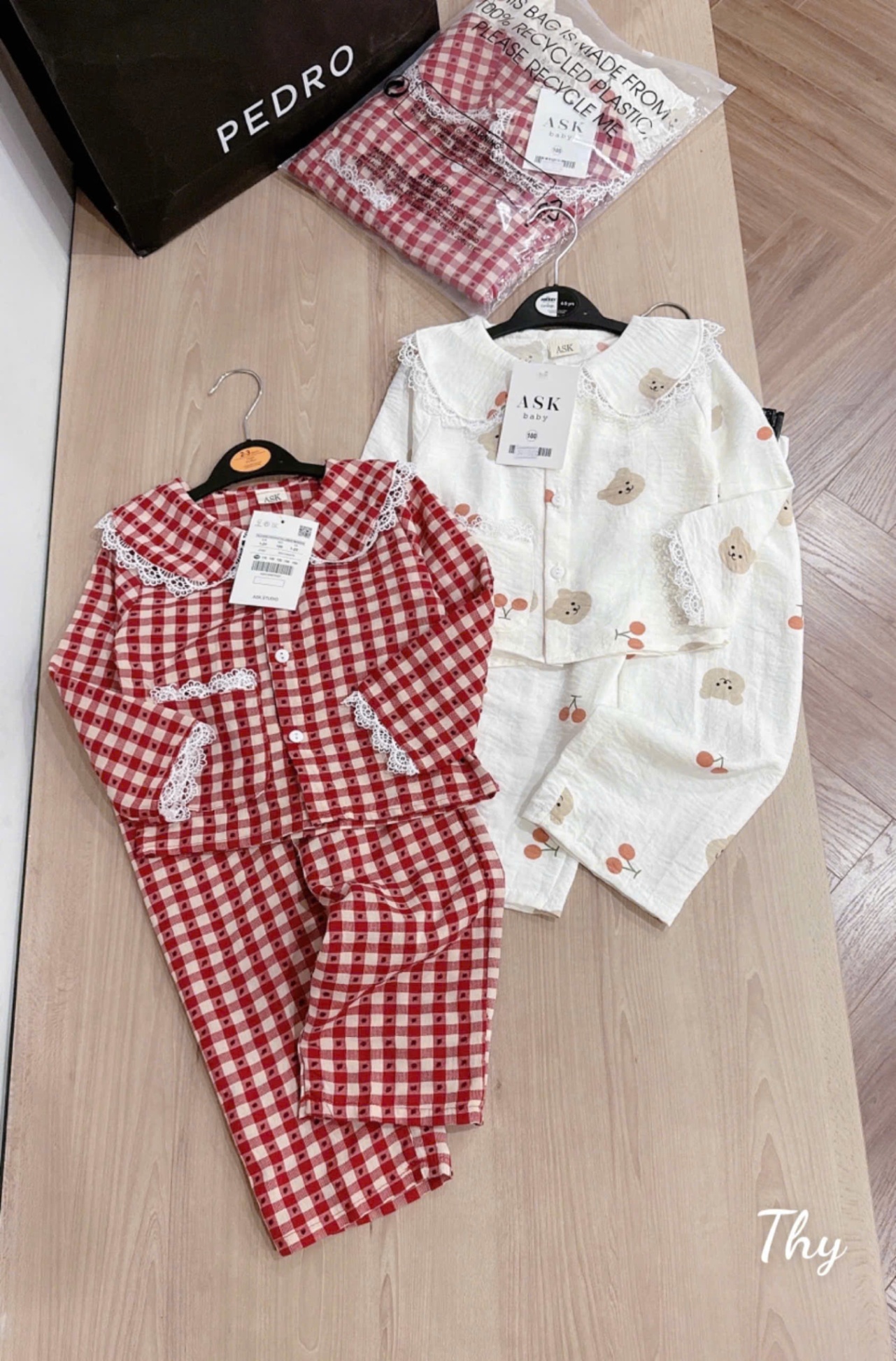 XẢ SET 2 BỘ PIJAMA PHỐI REN TONE ĐỎ - C278