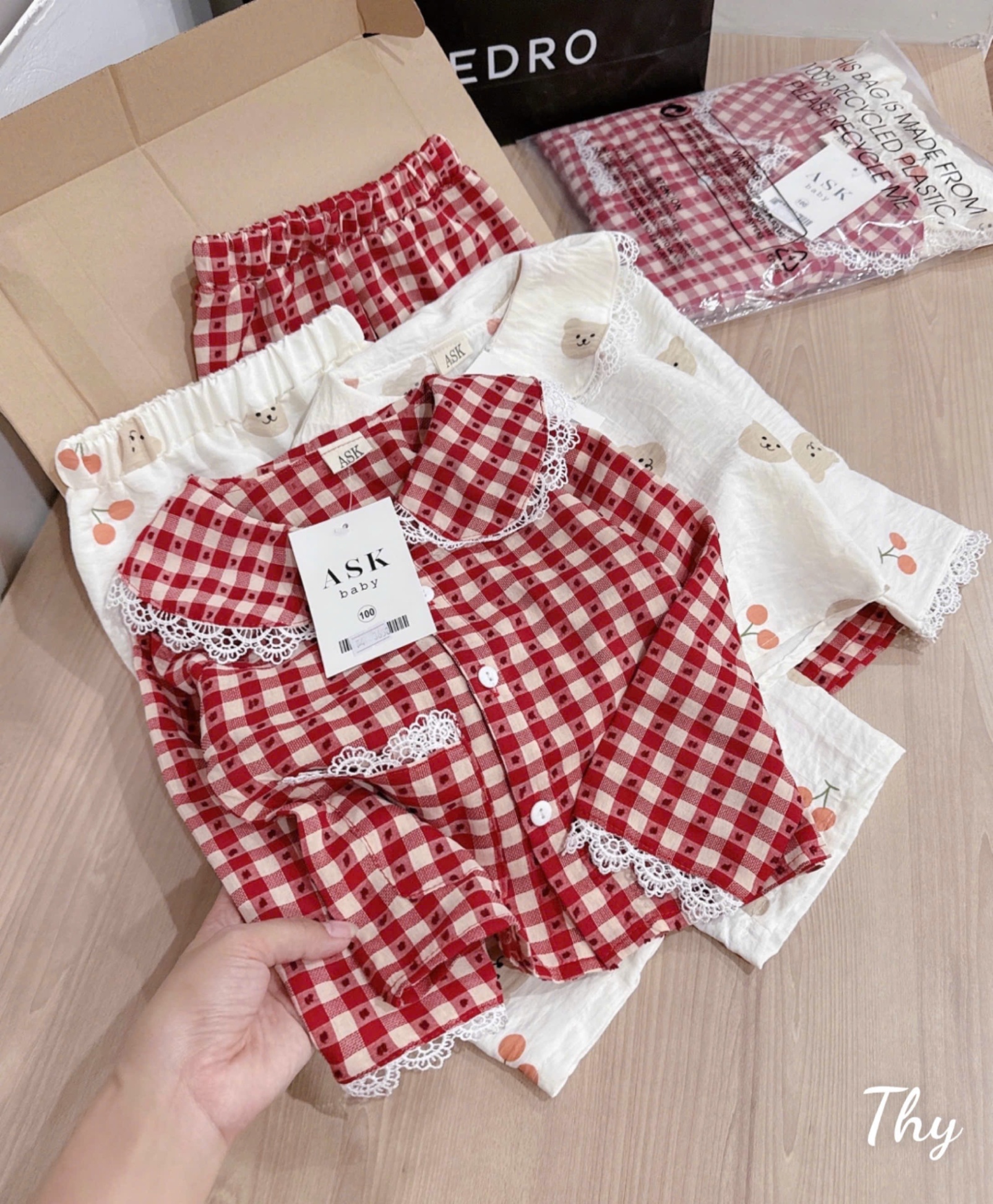 XẢ SET 2 BỘ PIJAMA PHỐI REN TONE ĐỎ - C278