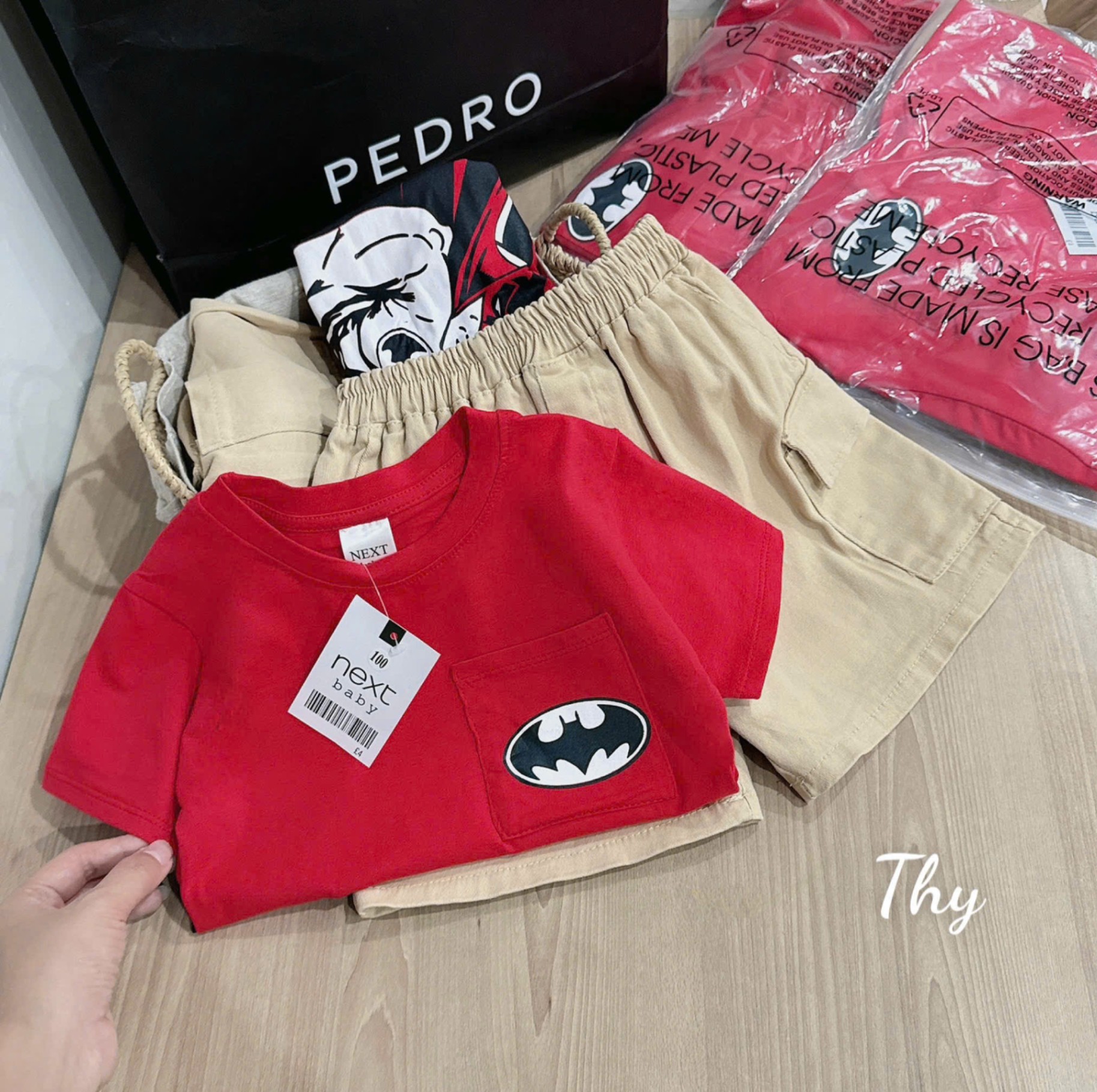 SET BỘ BATMAN ĐỎ QUẦN KAKI - B469