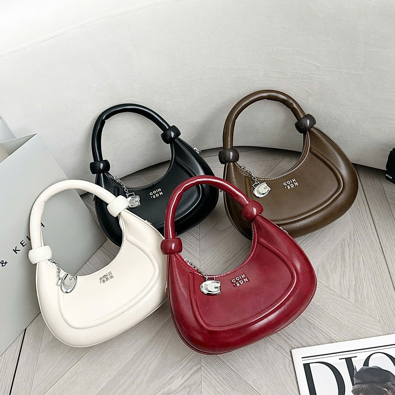 TÚI XÁCH DÁNG BẦU SIZE 22 - B451