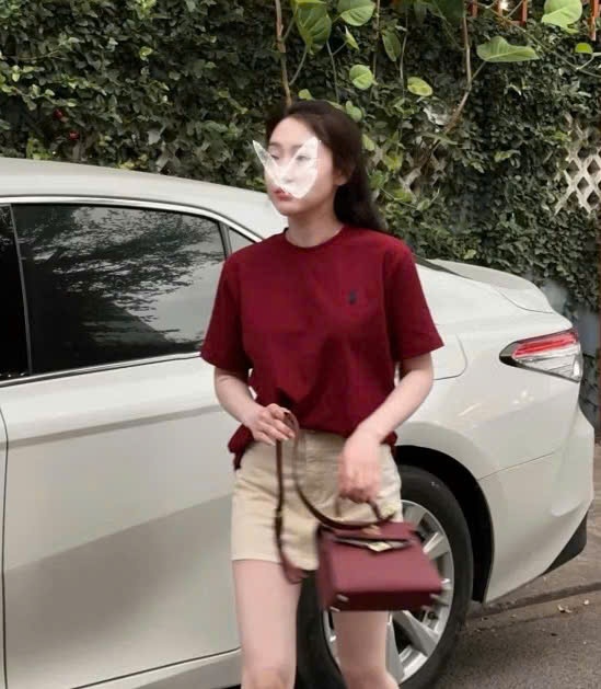 XẢ A296 - ÁO PHÔNG NỮ ĐỎ THÊU NGỰA