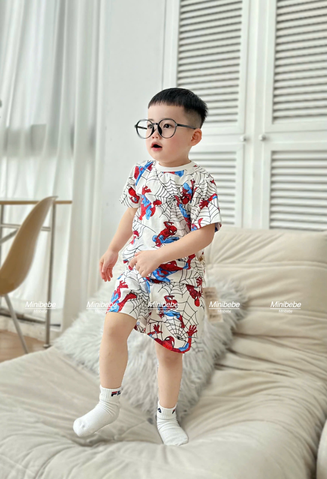 C305 - SET 2 BỘ NHỆN XANH PHA ĐỎ VÀ TRẮNG