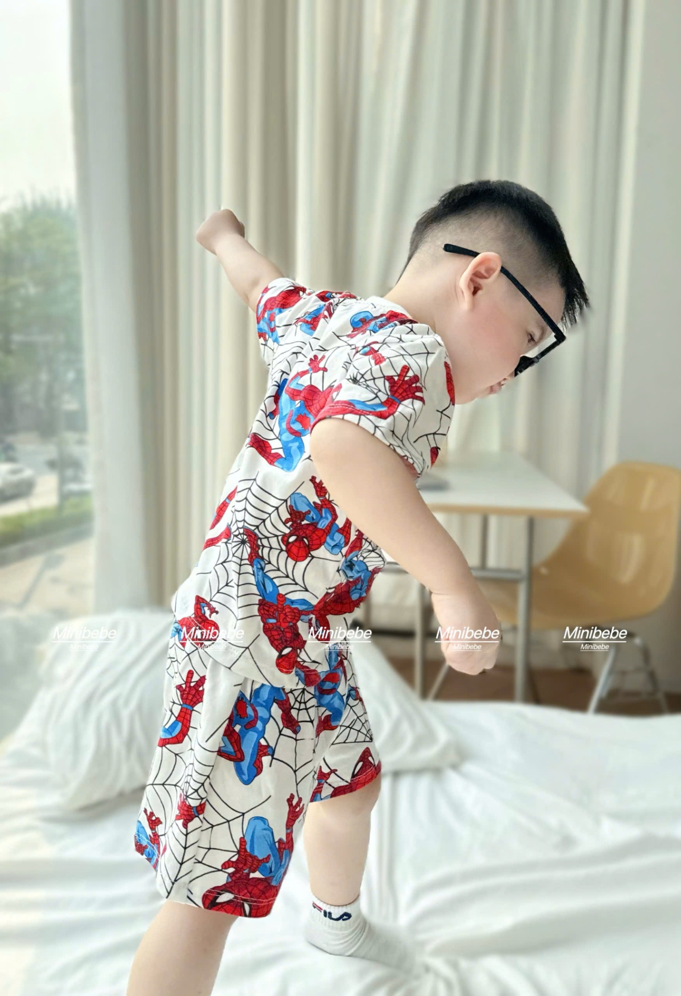 C305 - SET 2 BỘ NHỆN XANH PHA ĐỎ VÀ TRẮNG