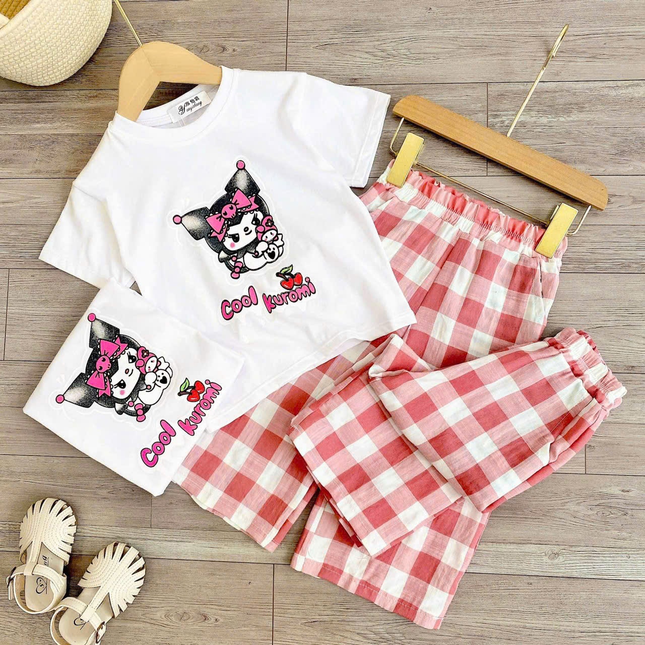 C183 - SET BỘ KUROMI TRẮNG QUẦN KẺ HỒNG BG
