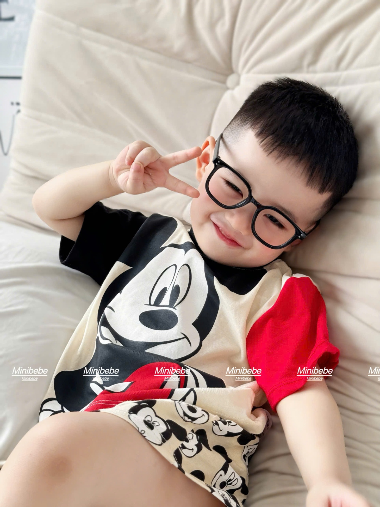 A825 - SET 3 BỘ MICKEY TRẮNG ĐỎ TAY PHỐI