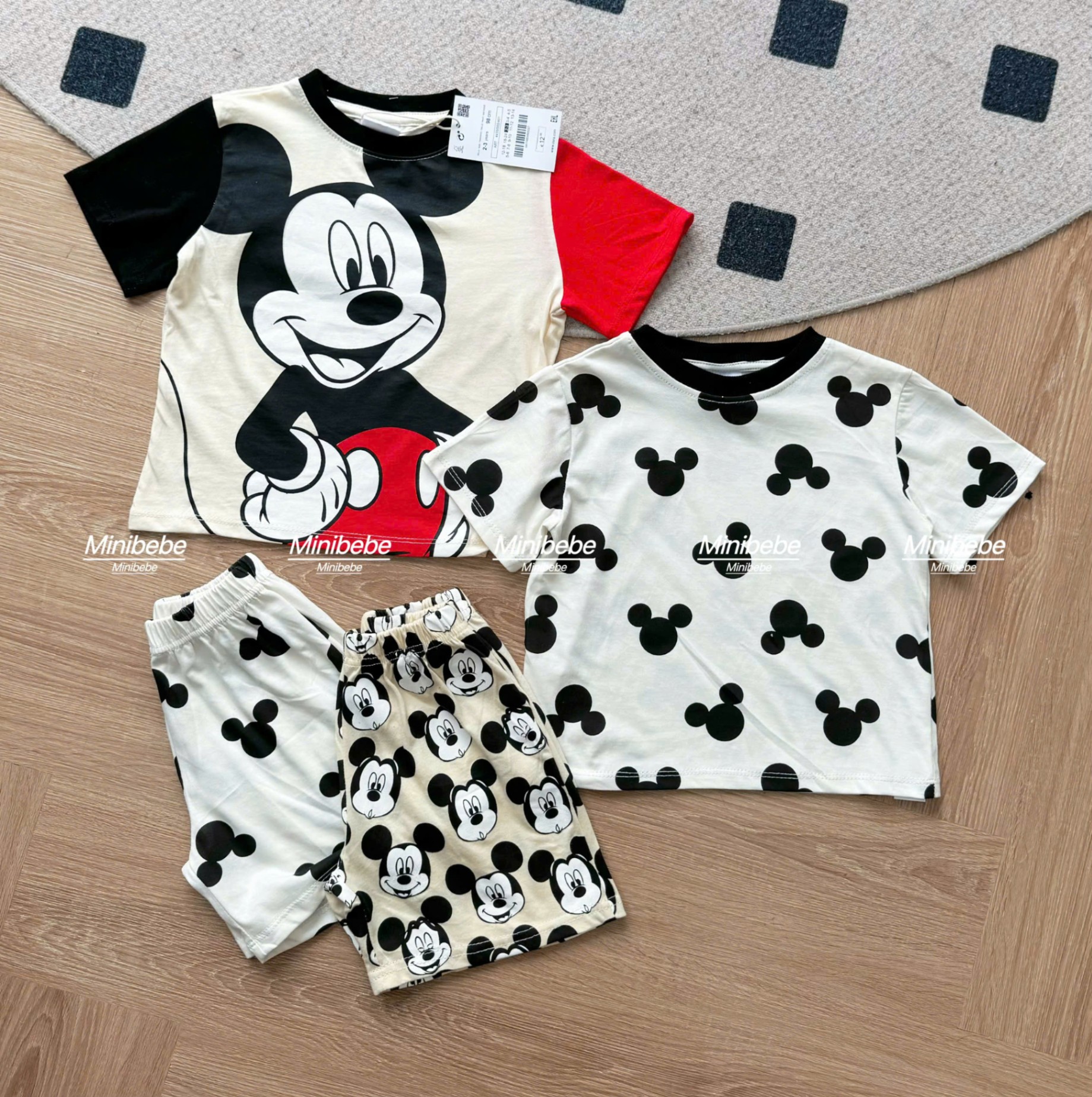 A825 - SET 3 BỘ MICKEY TRẮNG ĐỎ TAY PHỐI