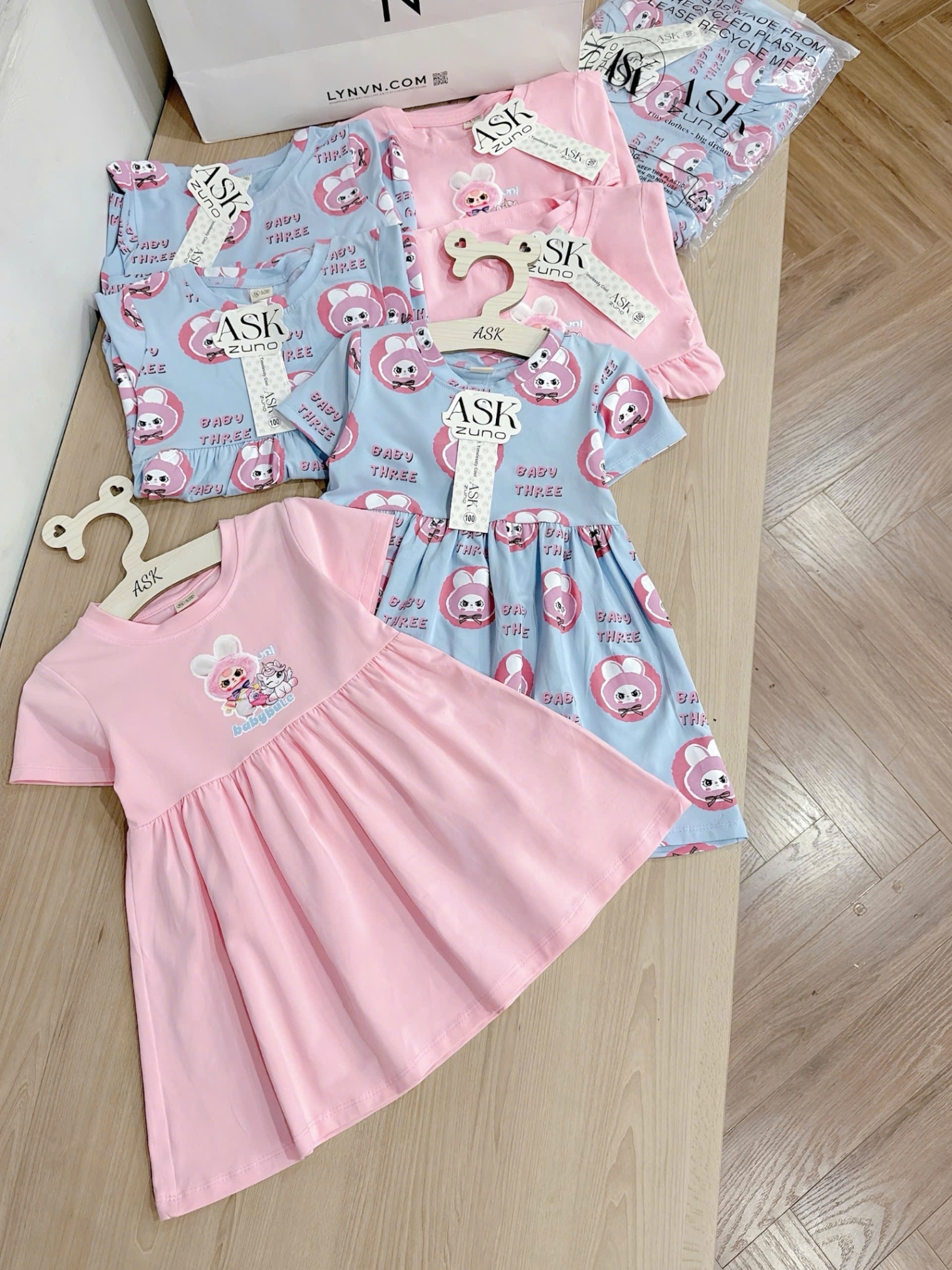 C327 - SET 2 VÁY BABYTHREE HỒNG XANH