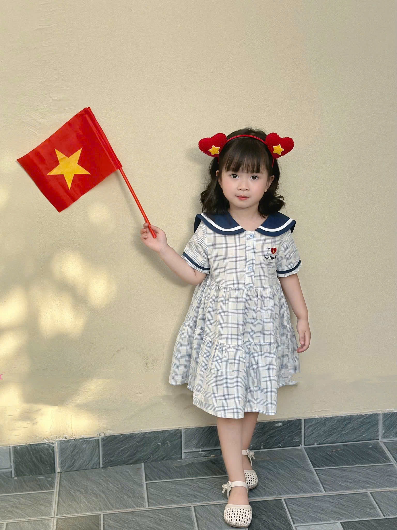 B370 - VÁY CỔ THỦY THỦ I ❤ VIET NAM