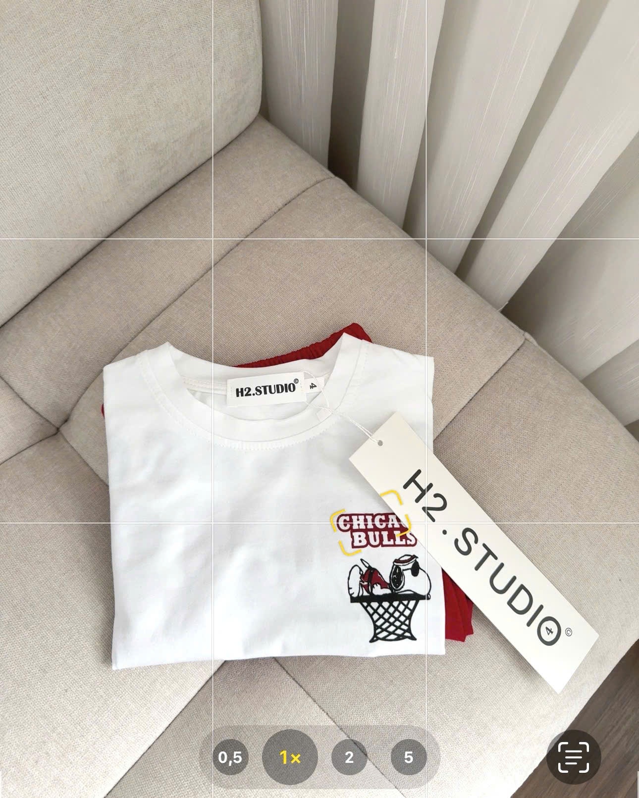 B325 - SET ÁO TRẮNG CHICAGO BULLS QUẦN ĐỎ