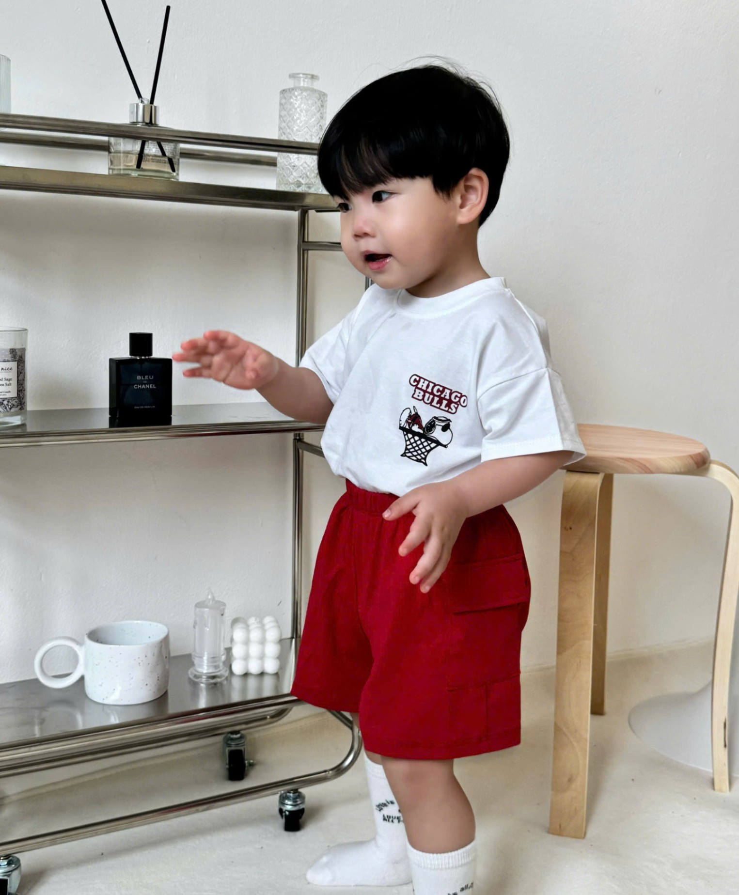 B325 - SET ÁO TRẮNG CHICAGO BULLS QUẦN ĐỎ