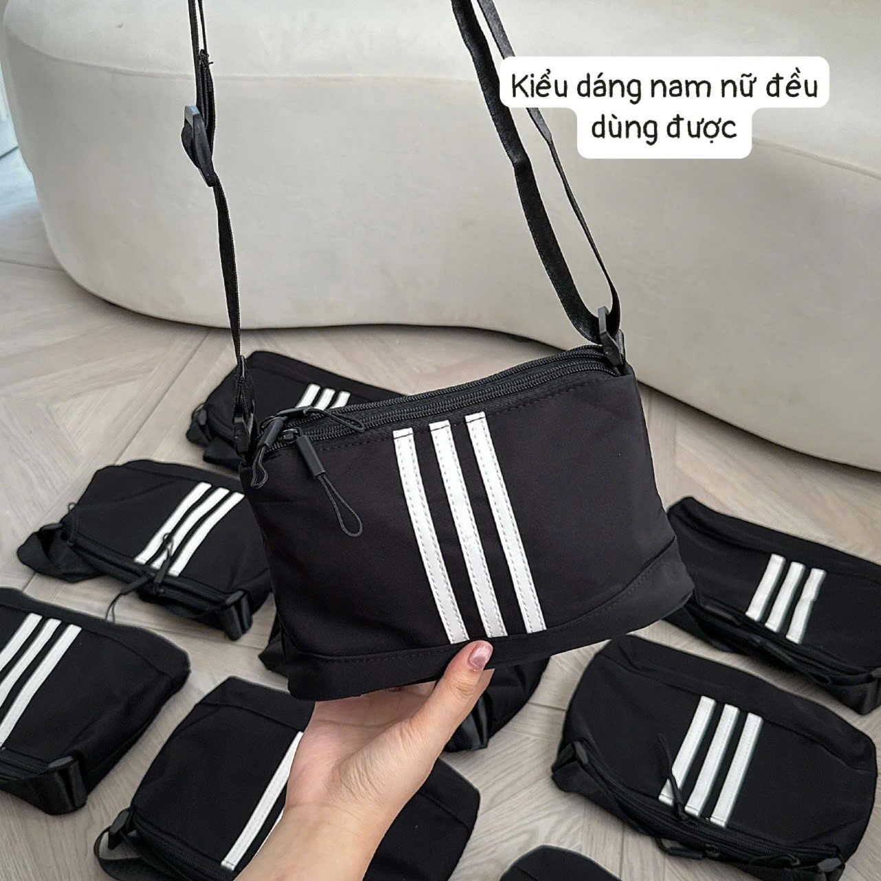 C282 - TÚI XÁCH ĐEN MẪU 3 SỌC TRẮNG