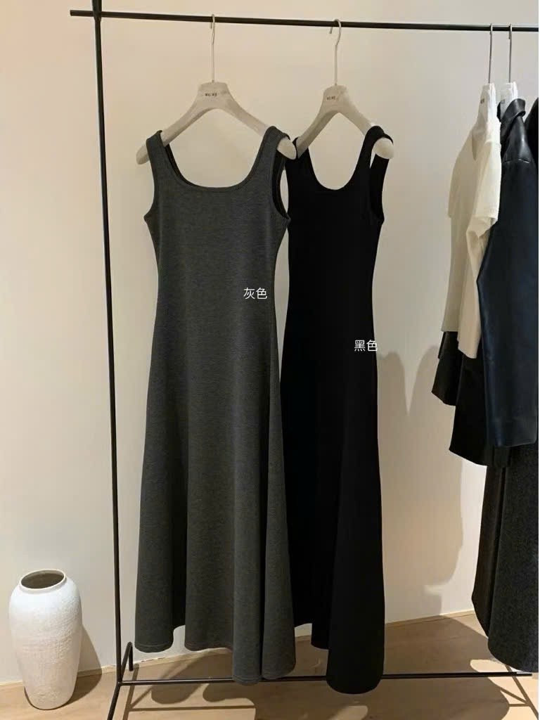 B938 - VÁY NỮ ZIP BA LỖ 2 MÀU