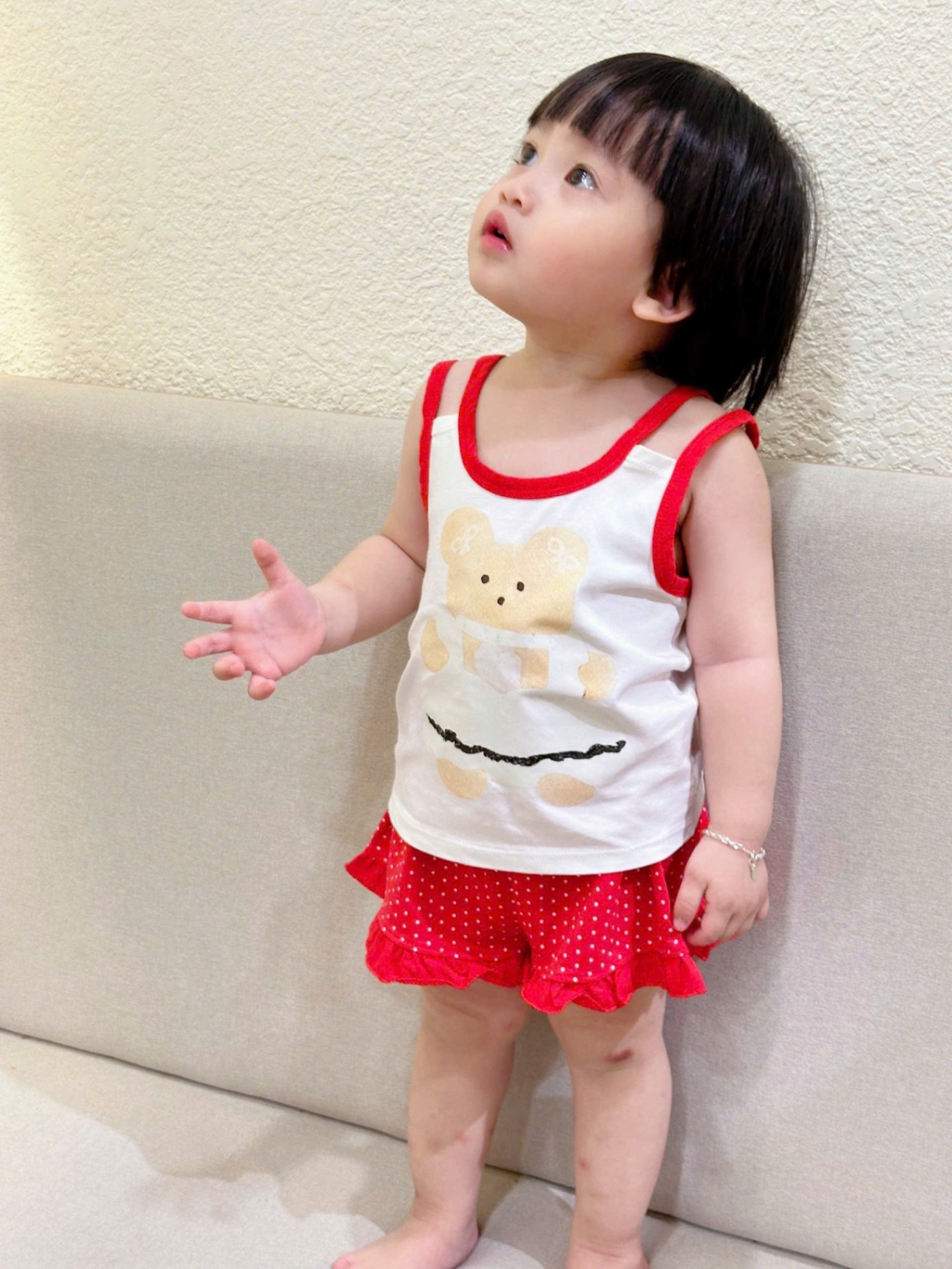 B254 - SET 2 BỘ GẤU LUCKY BEAR 2 DÂY VIỀN ĐỎ