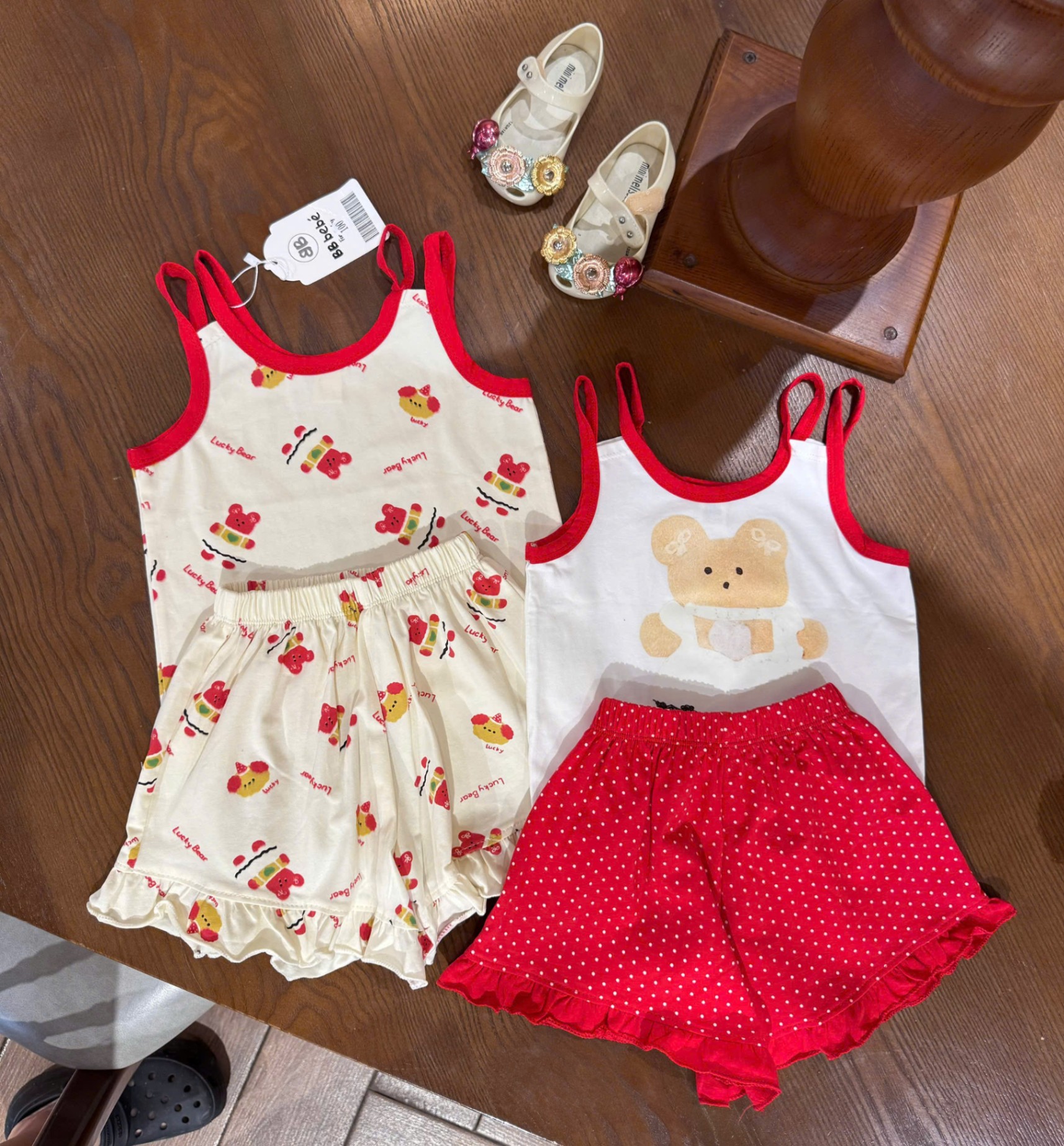 B254 - SET 2 BỘ GẤU LUCKY BEAR 2 DÂY VIỀN ĐỎ