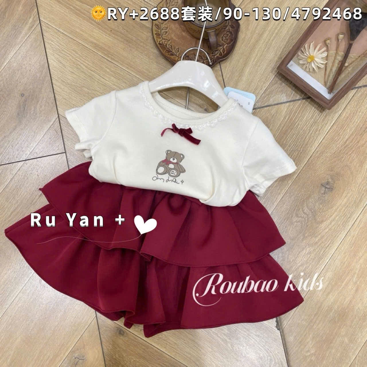 B124 - SET ÁO BE GẤU ĐÍNH NƠ CỔ CV ĐỎ PHỐI NƠ