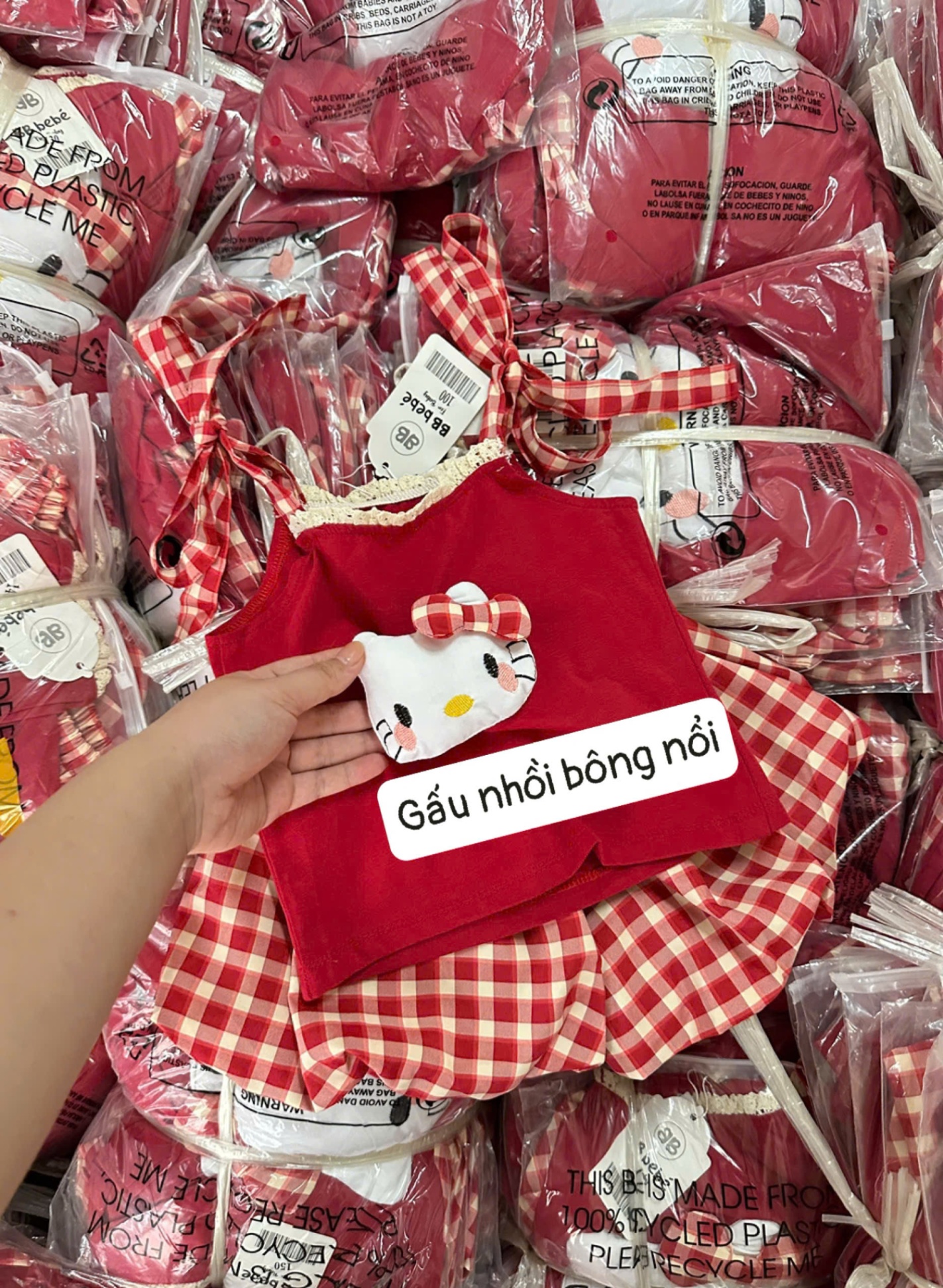 A136 - SET BỘ ĐỎ 2 DÂY KITTY NHỒI BÔNG