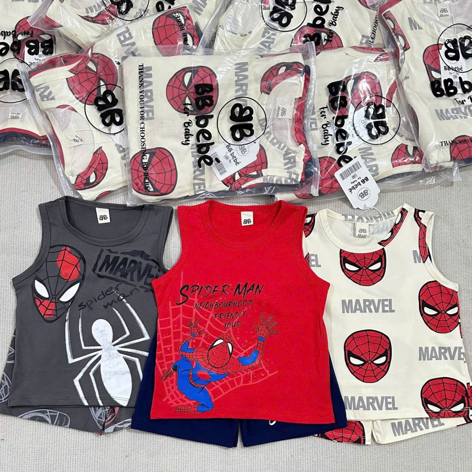 A190 (GOM) SET 3 BỘ NHỆN MARVEL ĐỎ XÁM BE