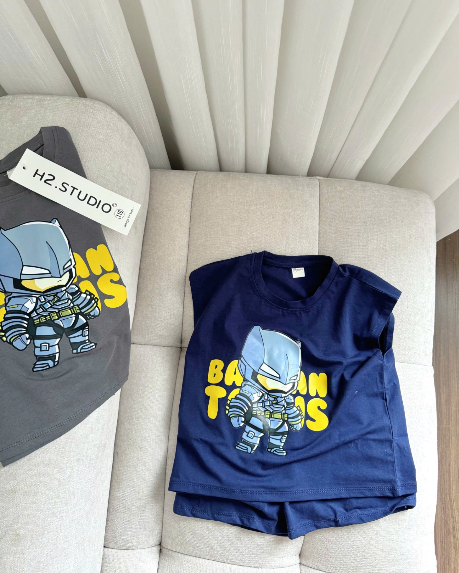 A154 - SET 2 BỘ BA LỖ BATMAN XANH XÁM