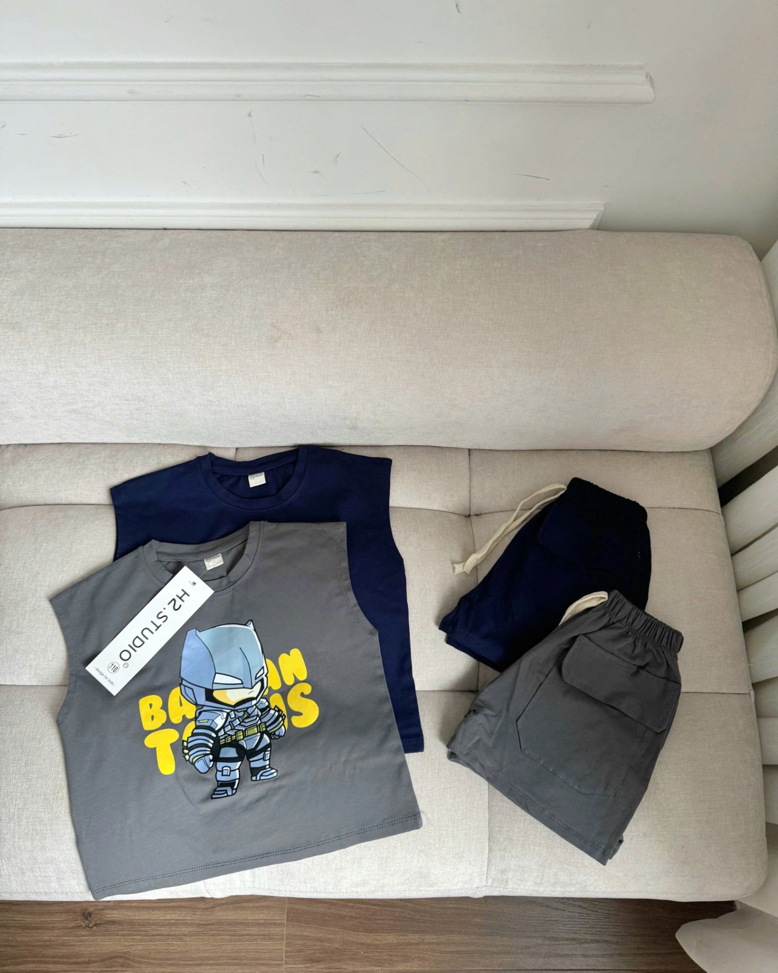 A154 - SET 2 BỘ BA LỖ BATMAN XANH XÁM