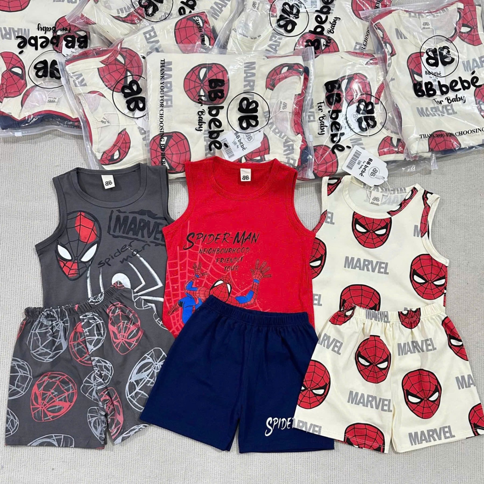 A190 (GOM) SET 3 BỘ NHỆN MARVEL ĐỎ XÁM BE
