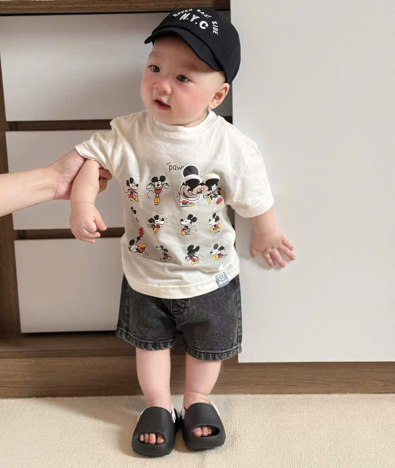 A107 - (GOM) SET ÁO MICKEY QUẦN BÒ BÉ TRAI