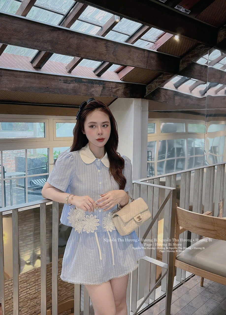C301 - (GOM) SET KẺ XANH CỔ SEN TRẮNG ĐÍNH HOA NỔI CV