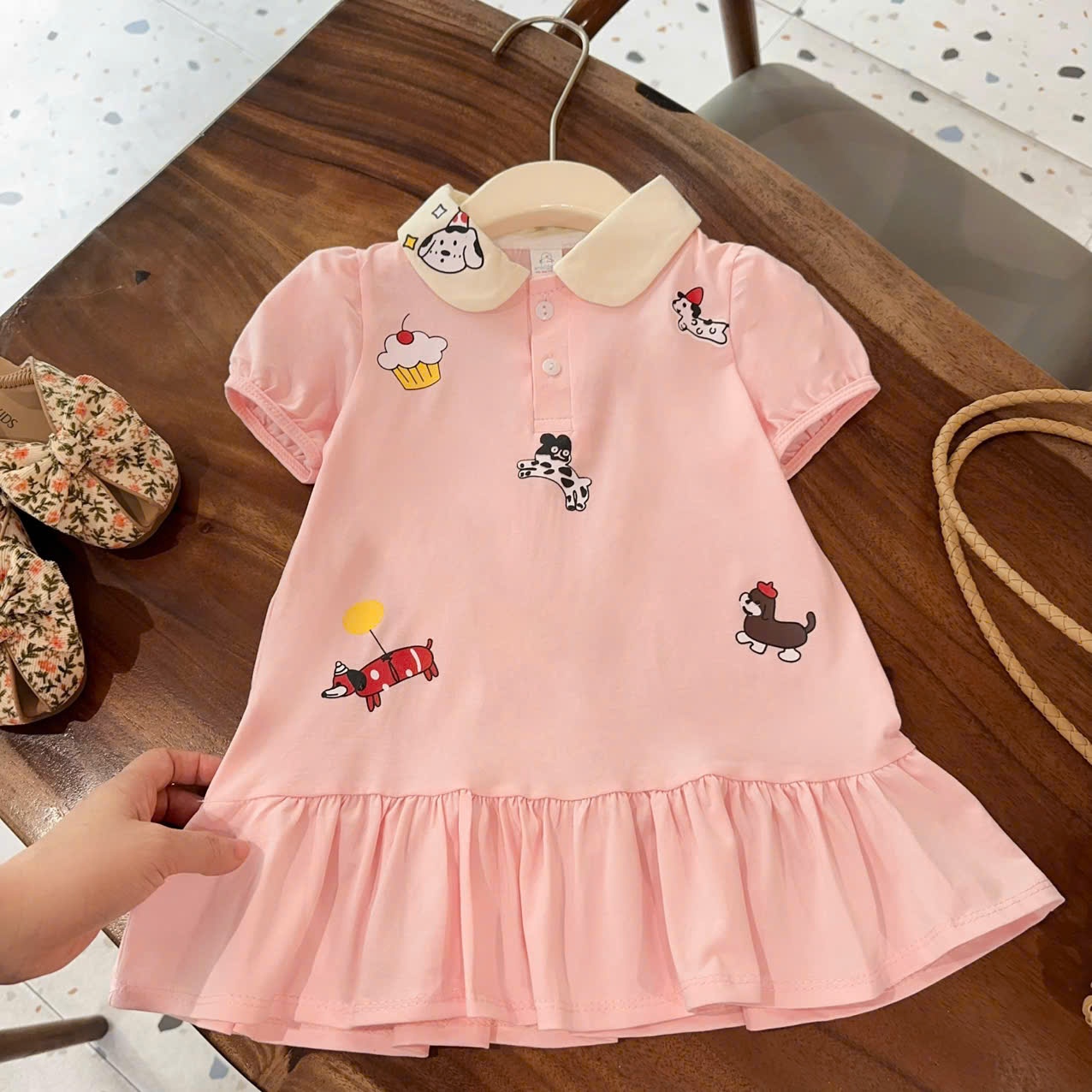 C47 - VÁY POLO DÁNG SUÔNG PHỐI BÈO NHẸ 2 MÀU BE HỒNG