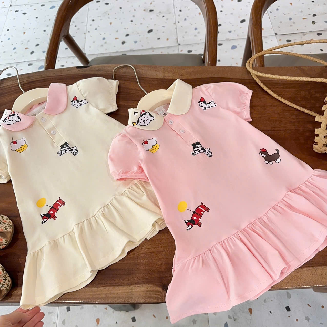 C47 - VÁY POLO DÁNG SUÔNG PHỐI BÈO NHẸ 2 MÀU BE HỒNG