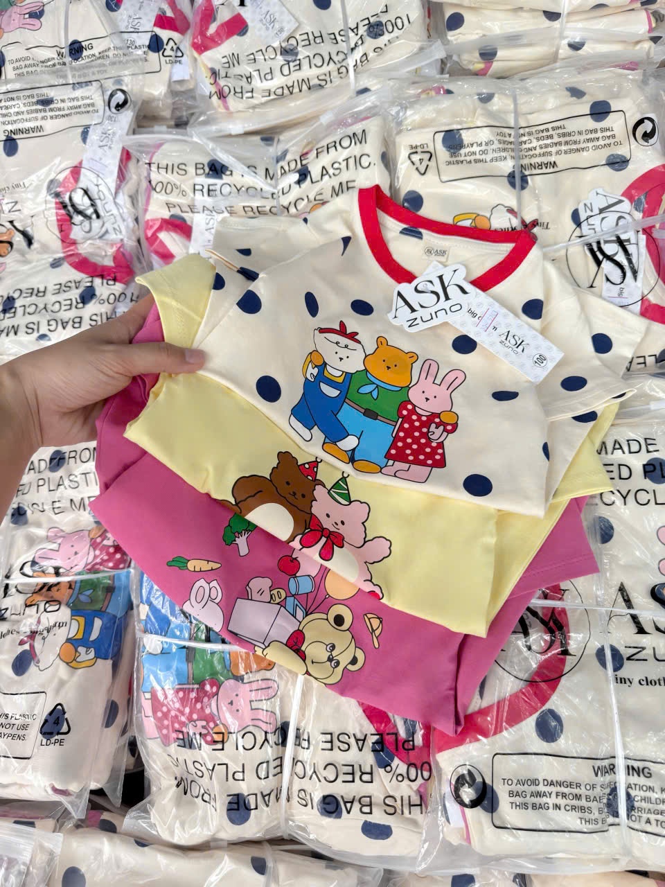 A727 - SET 3 VÁY CHẤM BI HỒNG VÀNG